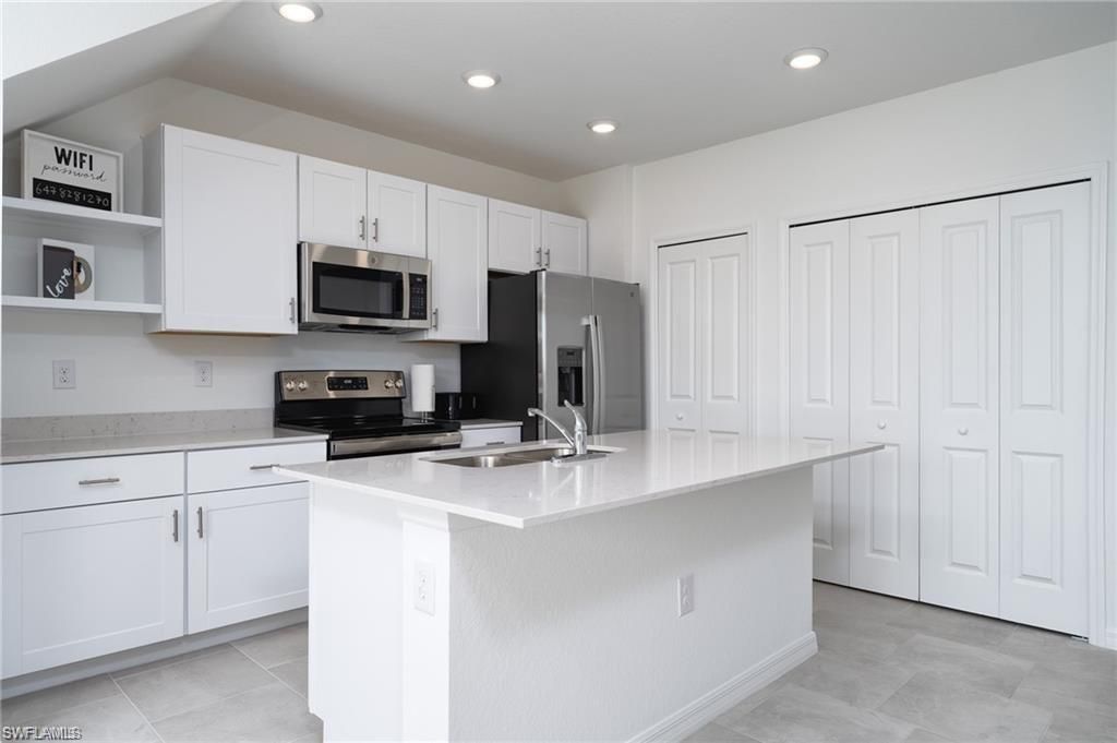14267 Oviedo PL, FORT MYERS, FL 33905 — photo 4