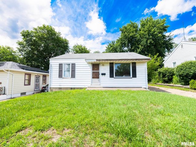 1405 CHESTNUT Street, Pekin, IL 61554