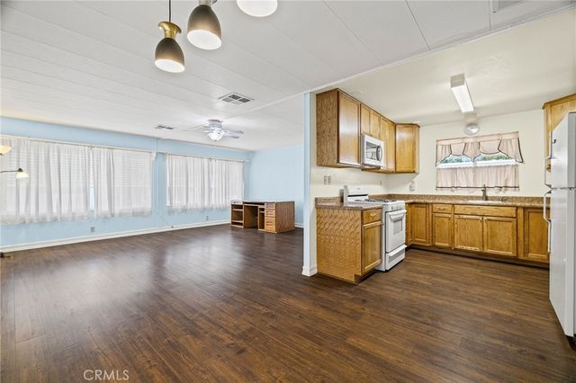 982 E Lassen Avenue 19, Chico, CA 95973