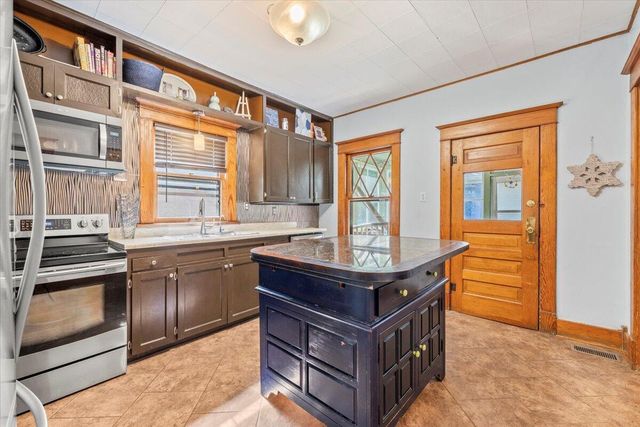 377 BENTON Street, Council Bluffs, IA 51503
