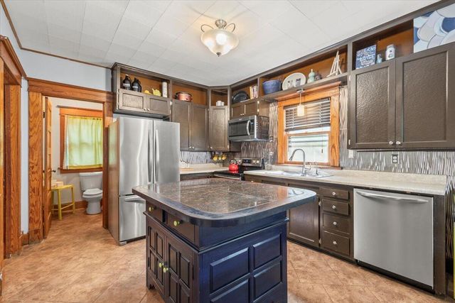 377 BENTON Street, Council Bluffs, IA 51503