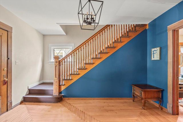 377 BENTON Street, Council Bluffs, IA 51503