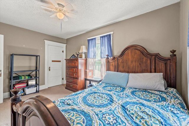 377 BENTON Street, Council Bluffs, IA 51503