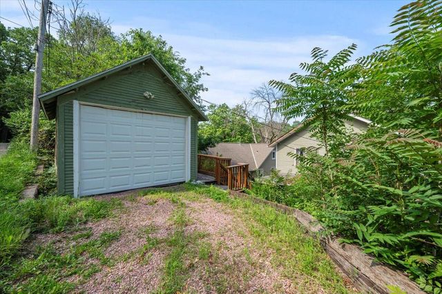 377 BENTON Street, Council Bluffs, IA 51503