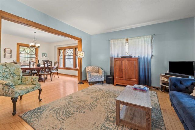377 BENTON Street, Council Bluffs, IA 51503