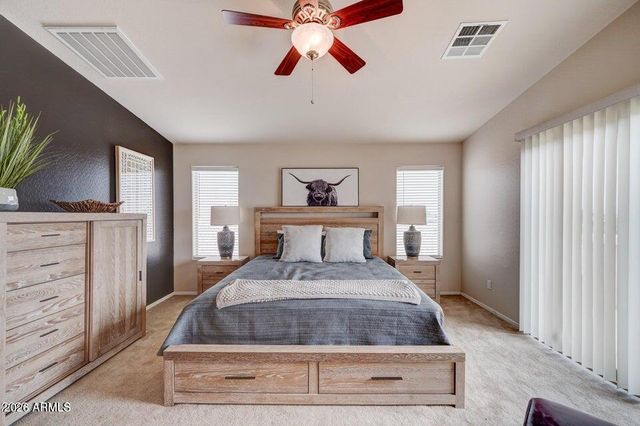 29293 N YELLOW BEE Drive, San Tan Valley, AZ 85143