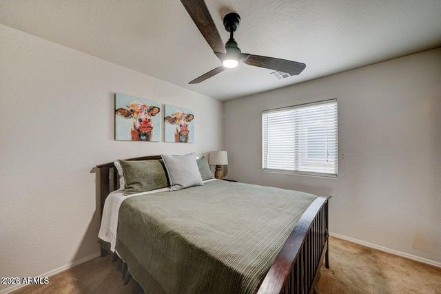 29293 N YELLOW BEE Drive, San Tan Valley, AZ 85143