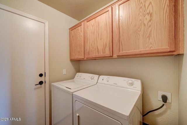 29293 N YELLOW BEE Drive, San Tan Valley, AZ 85143