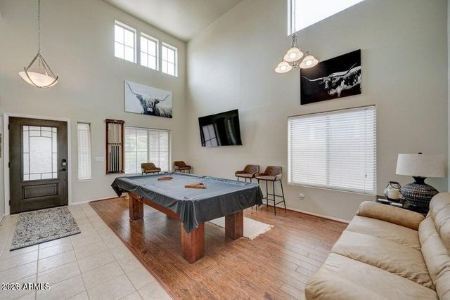 29293 N YELLOW BEE Drive, San Tan Valley, AZ 85143