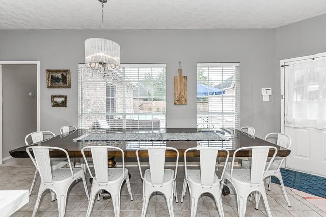 2833 Trevino Court, Friendswood, TX 77546