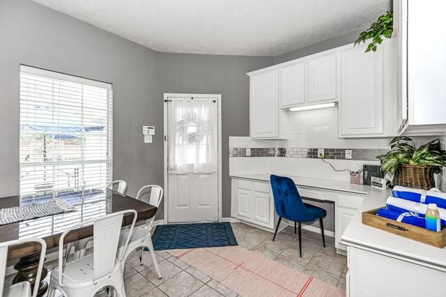 2833 Trevino Court, Friendswood, TX 77546