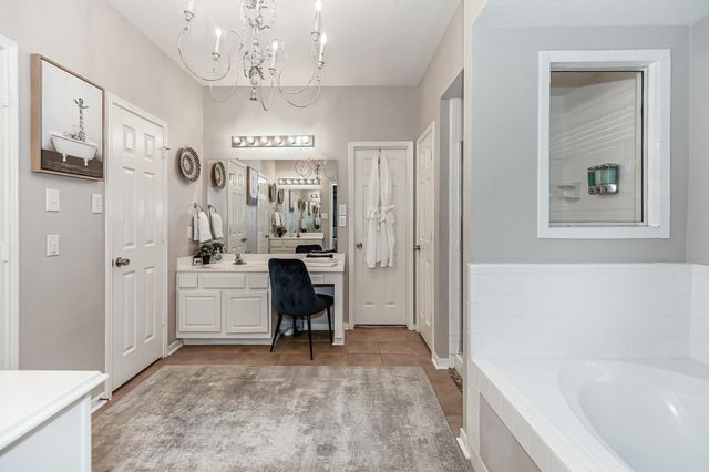 2833 Trevino Court, Friendswood, TX 77546