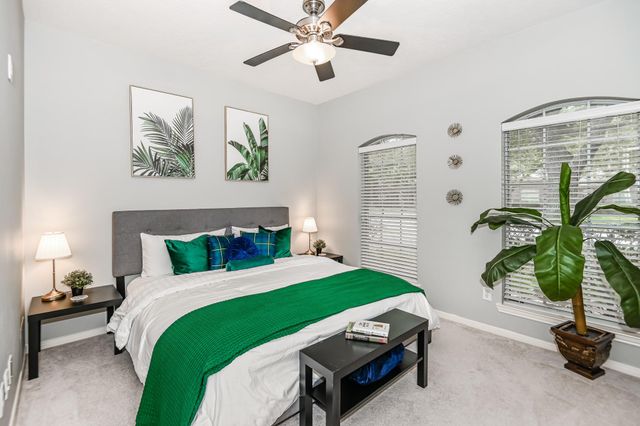 2833 Trevino Court, Friendswood, TX 77546