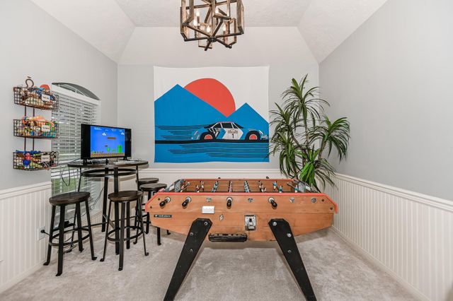 2833 Trevino Court, Friendswood, TX 77546