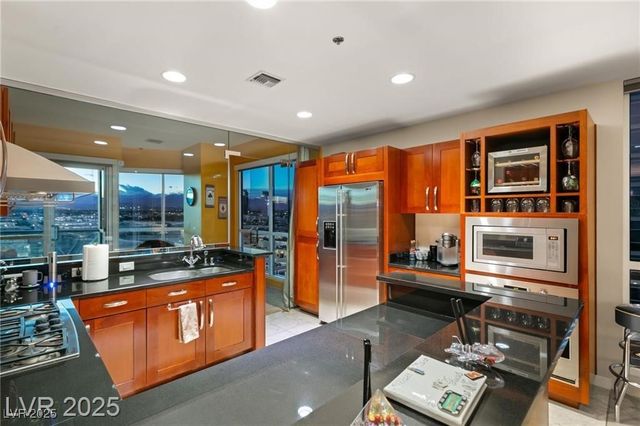 4525 Dean Martin Drive 1500, Las Vegas, NV 89103