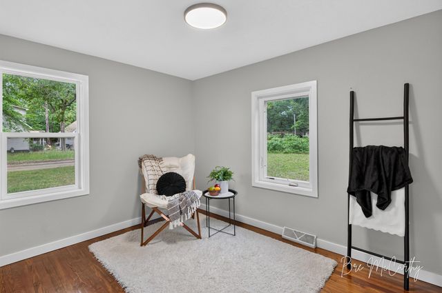 1186 N Wood Street, Muskegon Twp, MI 49445