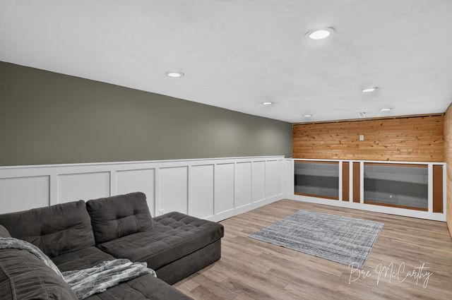 1186 N Wood Street, Muskegon Twp, MI 49445