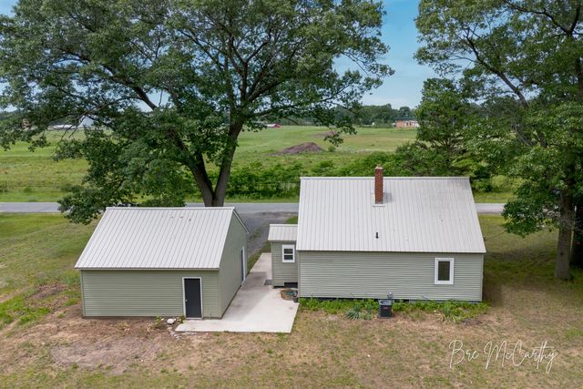 1186 N Wood Street, Muskegon Twp, MI 49445