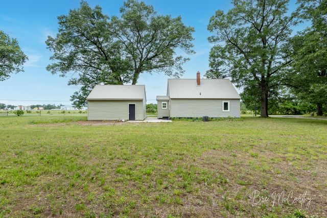 1186 N Wood Street, Muskegon Twp, MI 49445