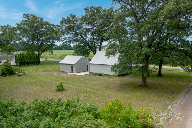 1186 N Wood Street, Muskegon Twp, MI 49445