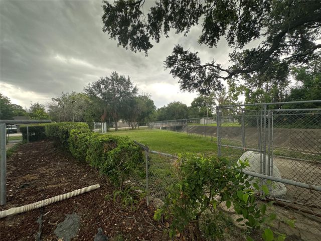 4101 Philco Drive, Houston, TX 77080