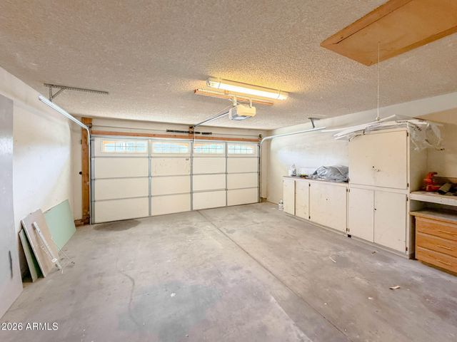 4634 W WAGONER Road, Glendale, AZ 85308