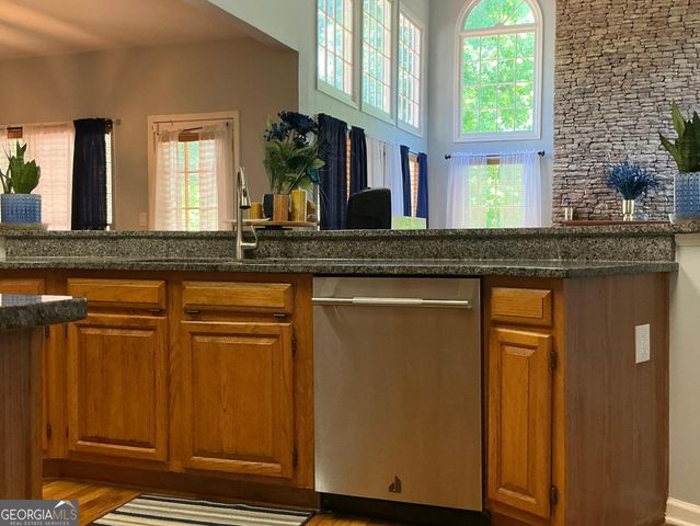 11974 Olmstead Drive, Fayetteville, GA 30215