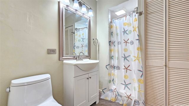 440 Seaside Avenue 506, Honolulu, HI 96815