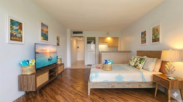 440 Seaside Avenue 506, Honolulu, HI 96815