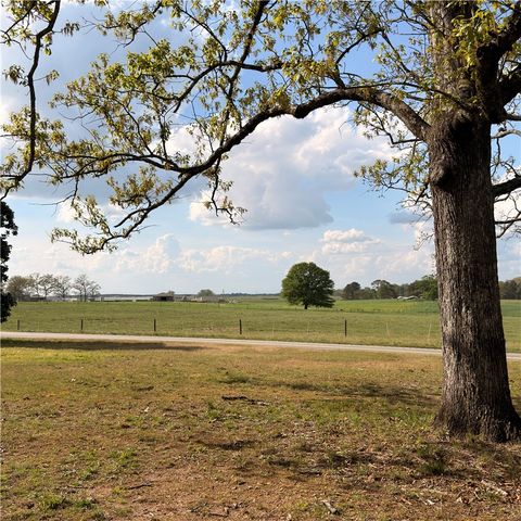 1014 Levis Smith Road, Pendleton, SC 29670