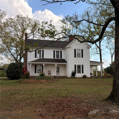 1014 Levis Smith Road, Pendleton, SC 29670