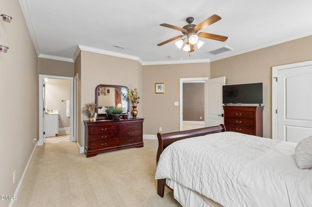 1212 Prairie Pond Circle, Raleigh, NC 27614