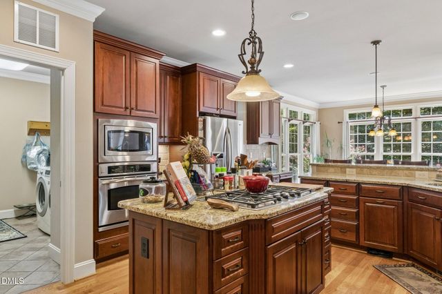 1212 Prairie Pond Circle, Raleigh, NC 27614