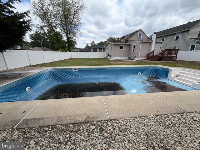 1010 ASBURY AVE, National Park, NJ 08063