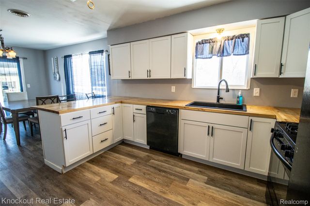 12046 Morrish Road, Montrose Charter Township, MI 48420