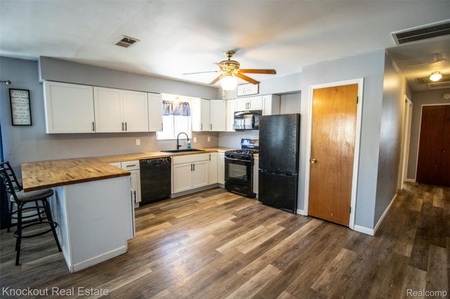 12046 Morrish Road, Montrose Charter Township, MI 48420