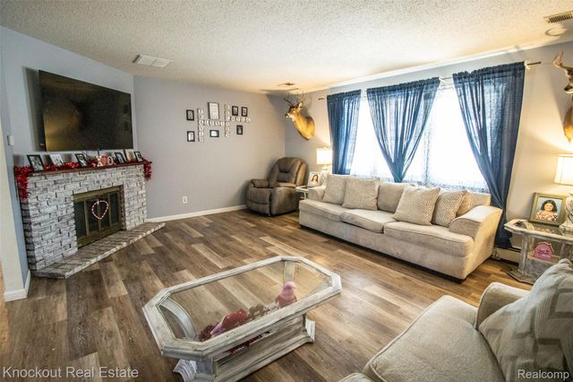 12046 Morrish Road, Montrose Charter Township, MI 48420