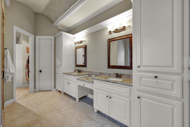 12324 White Oak Point, Conroe, TX 77304
