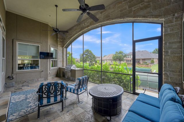 12324 White Oak Point, Conroe, TX 77304