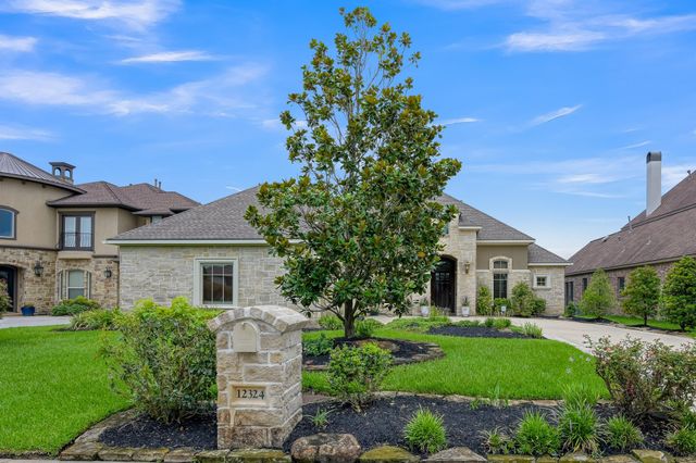 12324 White Oak Point, Conroe, TX 77304