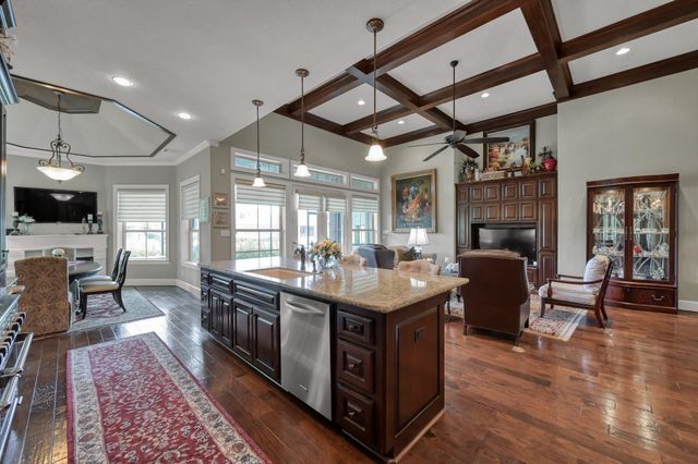 12324 White Oak Point, Conroe, TX 77304