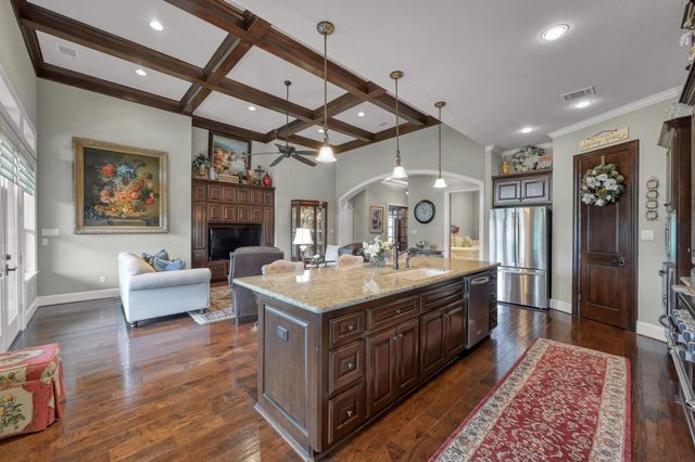 12324 White Oak Point, Conroe, TX 77304