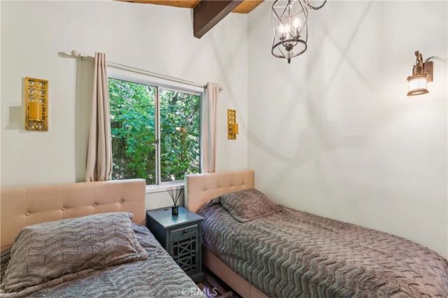 805 Knight Court, Lake Arrowhead, CA 92352