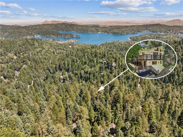 805 Knight Court, Lake Arrowhead, CA 92352