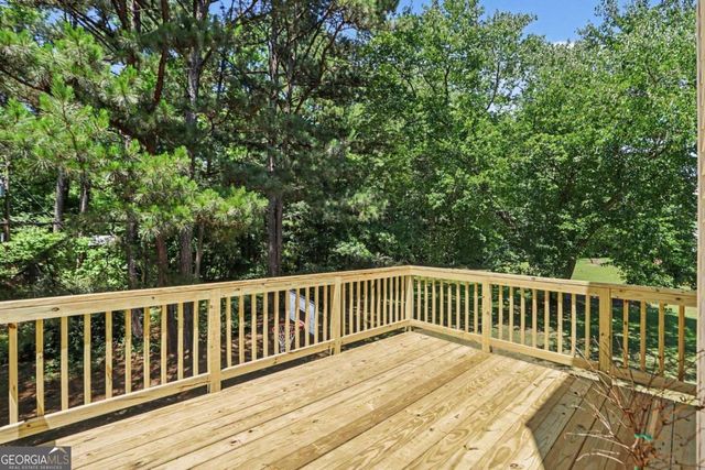 5722 Flowers Ridge SW, Powder Springs, GA 30127