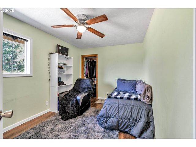 12313 S GROSHONG Rd, Molalla, OR 97038