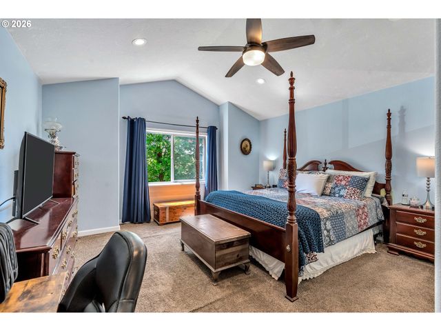 12313 S GROSHONG Rd, Molalla, OR 97038
