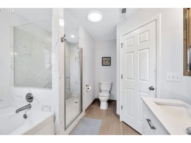 12313 S GROSHONG Rd, Molalla, OR 97038