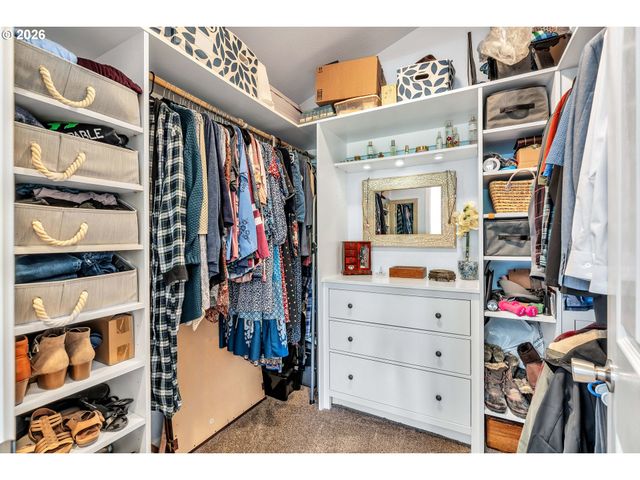 12313 S GROSHONG Rd, Molalla, OR 97038