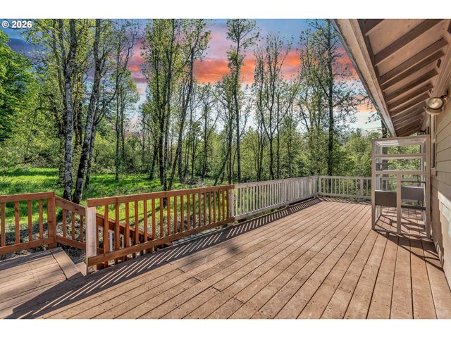12313 S GROSHONG Rd, Molalla, OR 97038